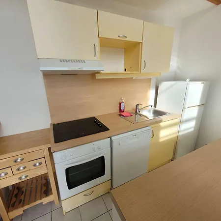 Magnifique Duplex T4 A 150m De La Avec Terrasse Ensoleillee - Fr-1-674-43